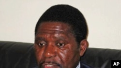 Isaias Samakuva.