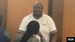 Mumiriri weZengeza muparamende, VaJob Sikhala