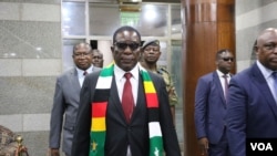 VaEmmerson Mnangagwa