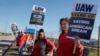 EEUU: trabajadores automotrices amenazan con ampliar huelga