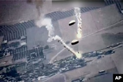 Ndege za kivita za Russia zilidondosha miamvuli mbele ya drone za Marekani, ambazo zilizilazimisha droni hizo kuchukua mwelekeo mwingine kulingana naJeshi la Anga la Marekani Julai 5, 2023, katika anga la Syria.