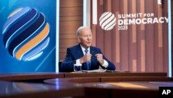 Белата куќа соопшти дека новото американско финансирање, предмет на одобрување од Конгресот, ќе се фокусира на програми кои меѓудругото поддржуваат слободни и независни медиуми, борба против корупцијата и зајакнување на човековите права