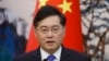 資料照片：中國外交部長秦剛2023年5月23日在北京與荷蘭外長霍克斯特拉會晤後出席了聯合新聞發布會。 （美聯社照片）