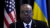 El secretario de Defensa de EEUU, Lloyd Austin, habla en la reunión del Grupo de Contacto para la Defensa de Ucrania en la Base Aérea de Ramstein, Alemania, el 21 de abril de 2023.
