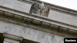 ILUSTRASI -The Fed akan memperbarui kebijakan terkait biaya pinjaman (REUTERS/Jonathan Ernst)