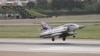 ILUSTRASI - Pesawat Mirage 2000-5 Angkatan Udara Taiwan mendarat di Pangkalan Udara Hsinchu di Hsinchu, Taiwan 9 April 2023. (REUTERS/I-Hwa-Cheng)