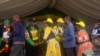 Mutungamiri weZanu PF, VaEmmerson Mnangagwa nemutevedzeri wavo, VaConstantino Chiwenga vachiziviswa kunhengo dzebato ravo kuMagunje