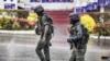 Fin 2016, le président Paul Biya avait fait réprimer violemment des manifestations pacifiques d'anglophones s'estimant ostracisés et marginalisés par le pouvoir central.
