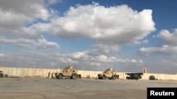 Foto Achiv -- Veyikul milite solda Ameriken yo nan baz aviyasyon al-Asad la nan pwovens Anbar, Iraq, 13 Janvye, 2020.