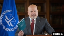 Declaración a medios de comunicación del Fiscal de la Corte Penal Internacional, Karim Khan, en Bogotá, Colombia. [Foto: Cancillería de Colombia]