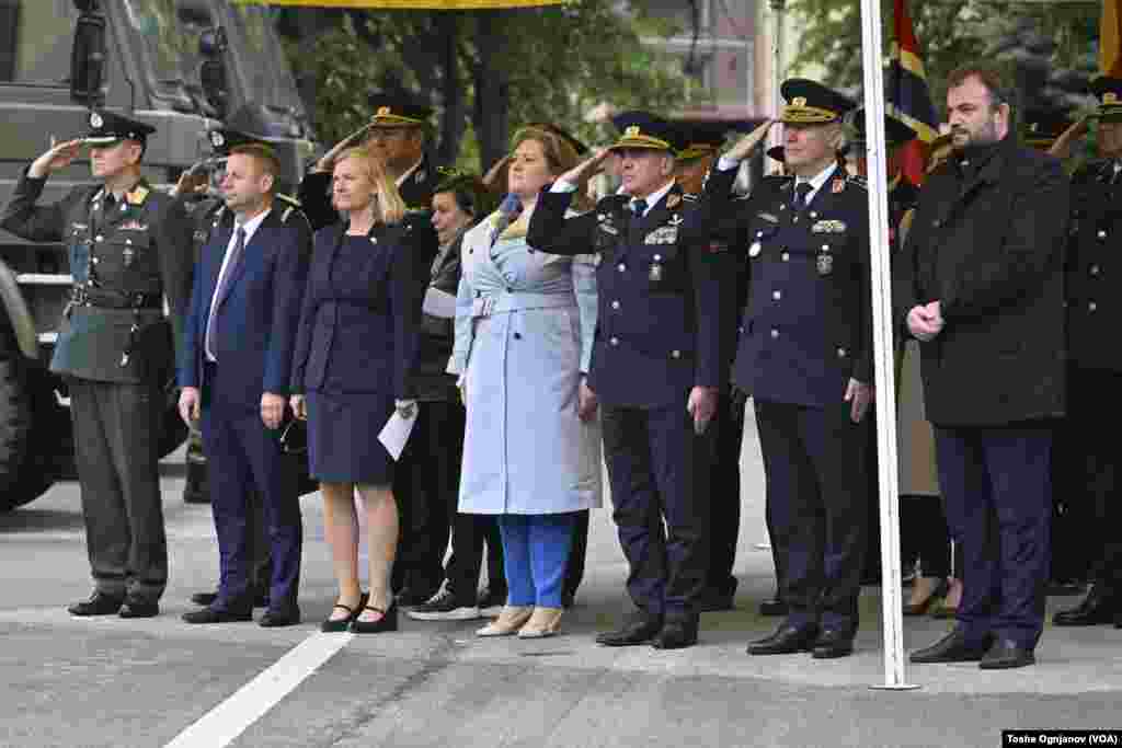 Донација на 76 теренски и транспортни возила од Норвешка за македонската армија, Касарна Илинден, Скопје 