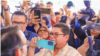 Grupo de youtubers en El Salvador durante la cobertura a plenaria del 17 de abril en Congreso salvadoreño. [Foto Cortesía Asamblea de El Salvador]