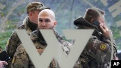 ARCHIVES - L'entrée du "Centre PMC Wagner", affilié à Yevgeny Prigozhin, fondateur du groupe militaire privé Wagner, lors de la Journée de l'unité nationale, à Saint-Pétersbourg, en Russie, le 4 novembre 2022.
