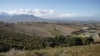 Les prévisions climatiques qui annoncent jusqu'à trois degrés de plus d'ici la fin du siècle, voire bien plus tôt, forcent déjà les agriculteurs à s'adapter.
