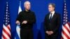 Sekrete Deta Etazini Antony Blinken (a dwat) ak Minis Defans Izraelyen an Yoav Gallant nan Tel Aviv, 16 Oktob, 2023. 