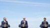 Dari kiri: PM Australia Anthony Albanese, Presiden AS Joe Biden dan PM Inggris Rishi Sunak di pangkalan AL AS "Point Loma" di San Diego, California, 13 Maret 2023.