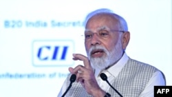নয়াদিল্লিতে তিন দিনব্যাপী বি-২০ শীর্ষ সম্মেলনের তৃতীয় দিনে ভারতের প্রধানমন্ত্রী নরেন্দ্র মোদি ভাষণ দেন। (২৭ আগস্ট, ২০২৩)