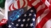 Simbol atom dan bendera Amerika Serikat dan Iran dalam sebuah ilustrasi yang diambil pada 8 September 2022. (Foto: REUTERS/Dado Ruvic)