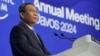 Perdana Menteri China Li Qiang berbicara di hadapan para pemimpin bisnis di Forum Ekonomi Dunia di Davos, Swiss hari Selasa (16/1). 
