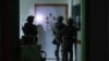 Tentara Israel melakukan operasi penggelahan di dalam rumah sakit Al-Shifa di Kota Gaza. (Foto: Tentara Israel/AFP)