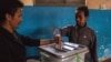 Plus de onze millions d'inscrits devaient se décider entre le président sortant Andry Rajoelina et douze autres candidats officiels, dont dix n'ont pas fait campagne et ont appelé au boycott.