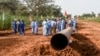 Dans le sud du Niger, le plus grand oléoduc d'Afrique prend corps