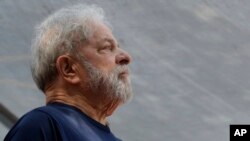 El ex presidente de Brasil, Luiz Inácio Lula da Silva, continúa tras las rejas, aunque esto no le impide tomar el liderazgo de las elecciones presidenciales de octubre. 