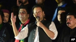 د پاکستان پخوانی صدراعظم عمران خان