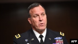 El Comandante de CENTCOM, Michael Kurilla, testifica ante el Comité de Servicios Armados del Senado, en Washington, DC, el 8 de febrero de 2022. En un comunicado el jueves 24 de agosto de 2022, Kurilla afirmó que "monitorean de cerca la situación" en Siria.