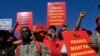 Manifestation à Pretoria : "La France hors d'Afrique"