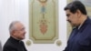 Monseñor Edgar Peña Parra visitó este fin de semana al presidente de Venezuela, Nicolás Maduro, en el Palacio de Miraflores, en Caracas. [Foto: Cortesía Presidencia de Venezuela]