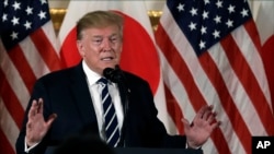 Según informó el portal The Hill, una encuesta, realizada por la Universidad Harvard, encontró que un 48% de los estadounidenses aprueban el trabajo de Trump.