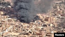 Une vue aérienne du marché d'Omdurman en feu (Archives)