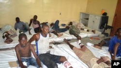 Des victimes d'une attaque traitées dans un hôpital de Maiduguri, Nigeria, 21 septembre 2015