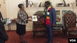 VaMnangangwa vachigamuchidzwa gwaro iri nasachigaro veZEC, Justice Priscilla Chigumba