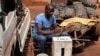 FILE: Abatsha abanengi bathi bayahlupheka eZimbabwe