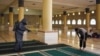 Fatwa MUI: Warga di Daerah Rawan Corona Boleh Tidak Salat Jumat 