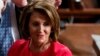 La démocrate Nancy Pelosi de Californie -qui dirigera le 116e Congrès en tant que présidente de la Chambre- sous les applaudissements au Capitol à Washington, le 3 janvier 2019.