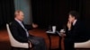 Hubert Seipel (desno) intervjuira ruskog predsjednika Vladimira Putina, 2014.