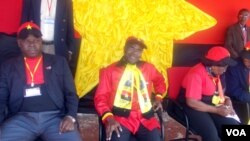 Secretário-geral do MPLA, Dino Matross, no Namibe
