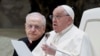 El papa Francisco pide nuevos acuerdos mundiales sobre deuda y gasto militar