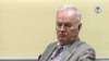 Mantan panglima militer Serbia Bosnia Jenderal Ratko Mladic di ruang sidang Pengadilan Kriminal Internasional untuk Bekas Yugoslavia di Den Haag Belanda, 7 Desember 2016. (ICTY Video via AP)
