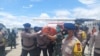 TNI-Polri Evakuasi Jenazah 8 Pekerja Tower yang Tewas Diserang KKB