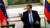 El presidente de Venezuela, Nicolás Maduro, durante una reunión con el ministro de Relaciones Exteriores de Colombia, Álvaro Leyva, en el Palacio de Miraflores, en Caracas, Venezuela, el 4 de octubre de 2022. 