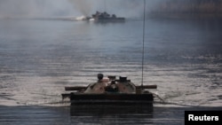 북대서양조약기구(NATO·나토)가 25일 폴란드 북부 ‘수왈키 갭’에서 ‘투막-22(TUMAK-22)’ 군사훈련을 실시했다.