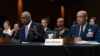 Menteri Pertahanan AS Lloyd Austin dan Ketua Gabungan Kepala Staf Jenderal CQ Brown Jr. memberikan keterangan di gedung kongres AS Capitol Hill hari Selasa (9/4). 