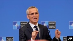 El secretario general de la OTAN, Jens Stoltenberg, habla durante una conferencia de prensa en la sede de la OTAN, el miércoles 16 de noviembre de 2022 en Bruselas.