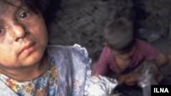 «به دخترانی که خرید و فروش می شوند، تعرض جنسی می کنند.»