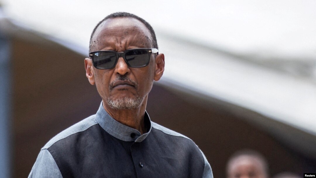 Mokonzi ya Rwanda Paul Kagame ana milulu mya bokanisi génocide na Rwanda, na Kigali, 7 sanza ya minei 2023.