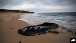 Selon l'OIM, plus de 2.270 personnes sont mortes en 2023 en Méditerranée centrale en tentant de rallier clandestinement l'Europe, soit 60% de plus que l'année précédente.